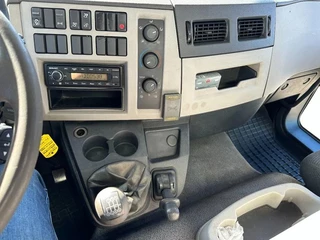 Volvo 240 2008 - FL bild 9