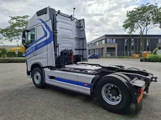 Volvo FH 2017 - FH4-460 / VEB+ / HYDRAULICS / TUV:17-02-2027 / DOUBLE TANK / LWDS / FRIDGE / AUTOMATIC / EURO-6 / 2017 image 3