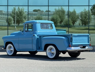 Chevrolet Apache 1957 - C1500 5.7 LITER V8 FULLY REPAINTED NEW UPHOLSTERING VERY MINT CONDITION image 3 thumbnail