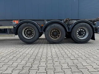 DESOT N/A 1994 - nice 20FT/30FT ADR-Chassis for SMALL PRICE,  liftaxle, 5 twistlocks arms zdjecie 21