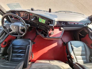 Scania S 2020 - S580 V8 NGS Highline 6x2 - BDF - Retarder - Full air - Custom interior - Loadlift - Fridge - obrazek 25