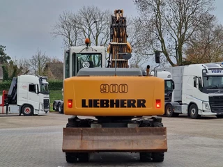 Liebherr N/A 2009 - A900C - 95 KW - Central Greasing - obrazek 6