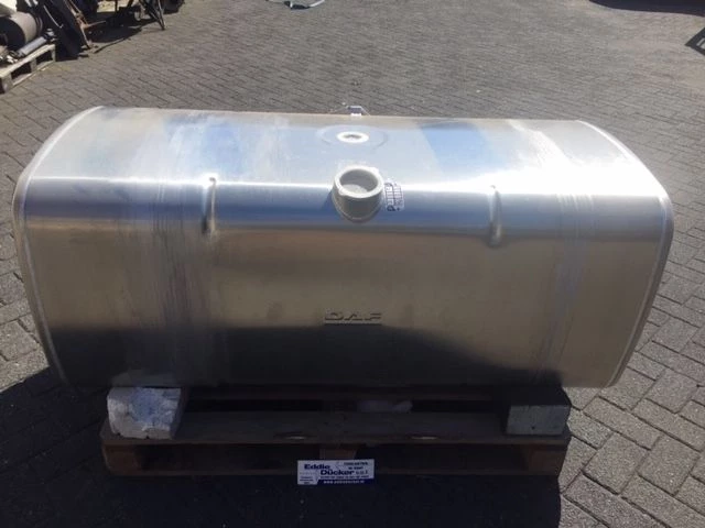 DAF 2018 - 1681825 FUEL TANK 544 LTR afbeelding 1