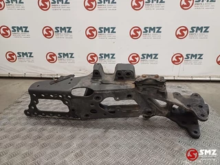 Mercedes-Benz N/A 2016 - Occ montagebeugel chassis links Mercedes afbeelding 2
