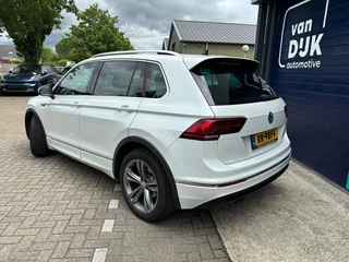 Volkswagen Tiguan 2018 - 1.4 TSI ACT Highline Panoramadak Trekhaak R-line DSG obrazek 3