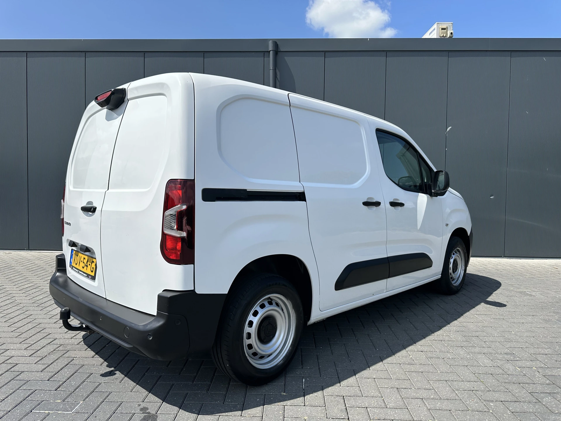 Citroën Berlingo 2020 - 1.5 BlueHDI 102 PK E6 / L1H1 / 1e EIG. / TREKHAAK / PERMANENT REAR VIEUW / BLIND SPOT / ALUCA INRICHTING / AIRCO / CRUISE afbeelding 3
