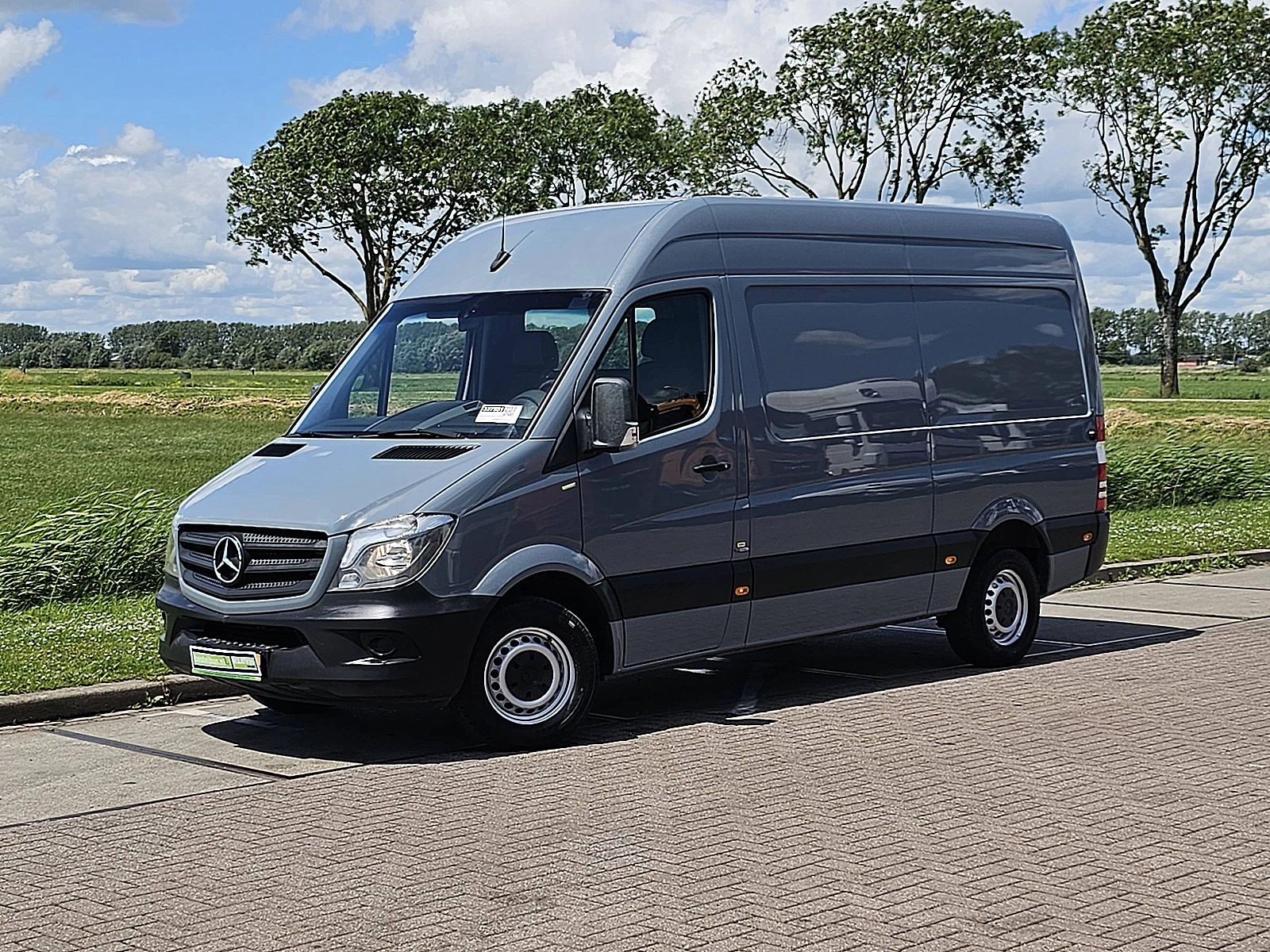 Mercedes-Benz Sprinter 2018 - 319 obrázek 2