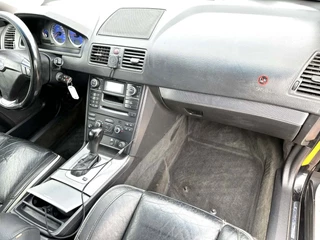 Volvo XC90 2007 - 2.4 D5 Momentum 7 PERSOONS Youngtimer obrazek 35