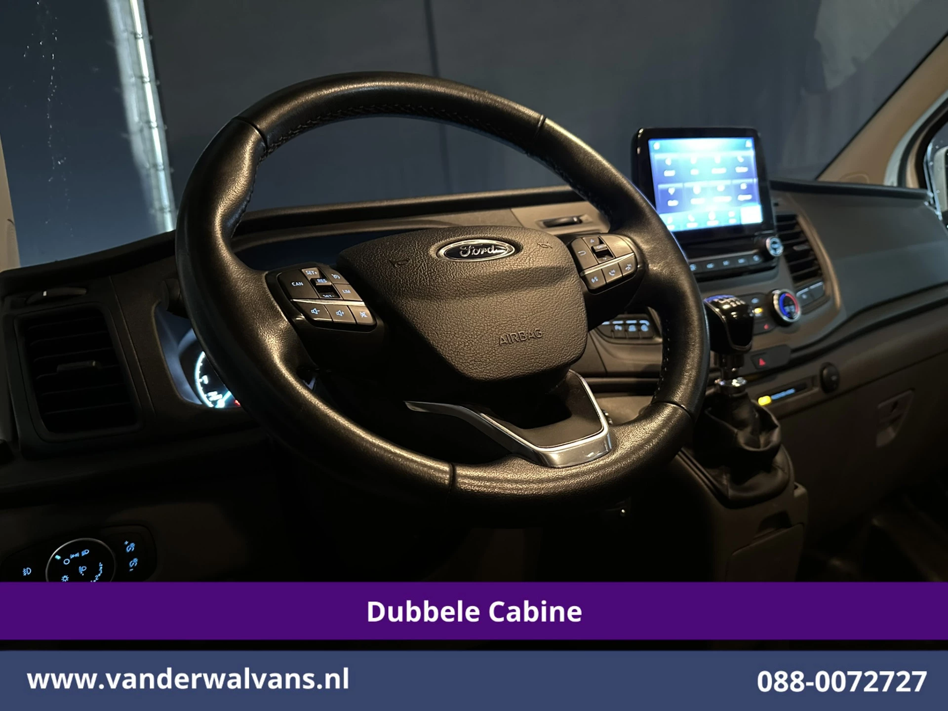Ford Transit Custom 2021 - 2.0 TDCI 130pk L2H1 Dubbele Cabine Euro6 Airco | 5-Zits | Navigatie | Apple Carplay | LED | Cruisecontrol image 16