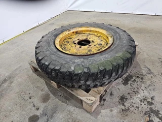 Goodyear 11.00-24 - N/A image 8