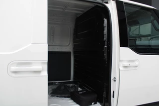 Kia PV5 2026 - L2H1 Plus 71.2 kWh 164pk - 416km WLTP - Stoel/Stuurverwarming - Keyless - V2L - Camera - ACC met stuurhulp - Rijklaar zdjecie 14