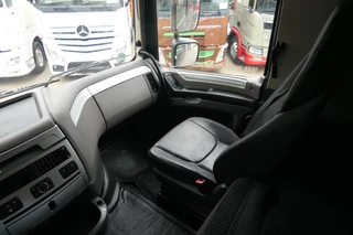 DAF XF 530 2019 - SSC | Intarder | 2 Tanks | 928407Km | 2019 | Smart Tacho 2 | Full Spoiler | Stand Klima | Roof Airco | Navi | TV | Microwave | TUV/MOT/APK 02-2027 | NL-Truck obrazek 36