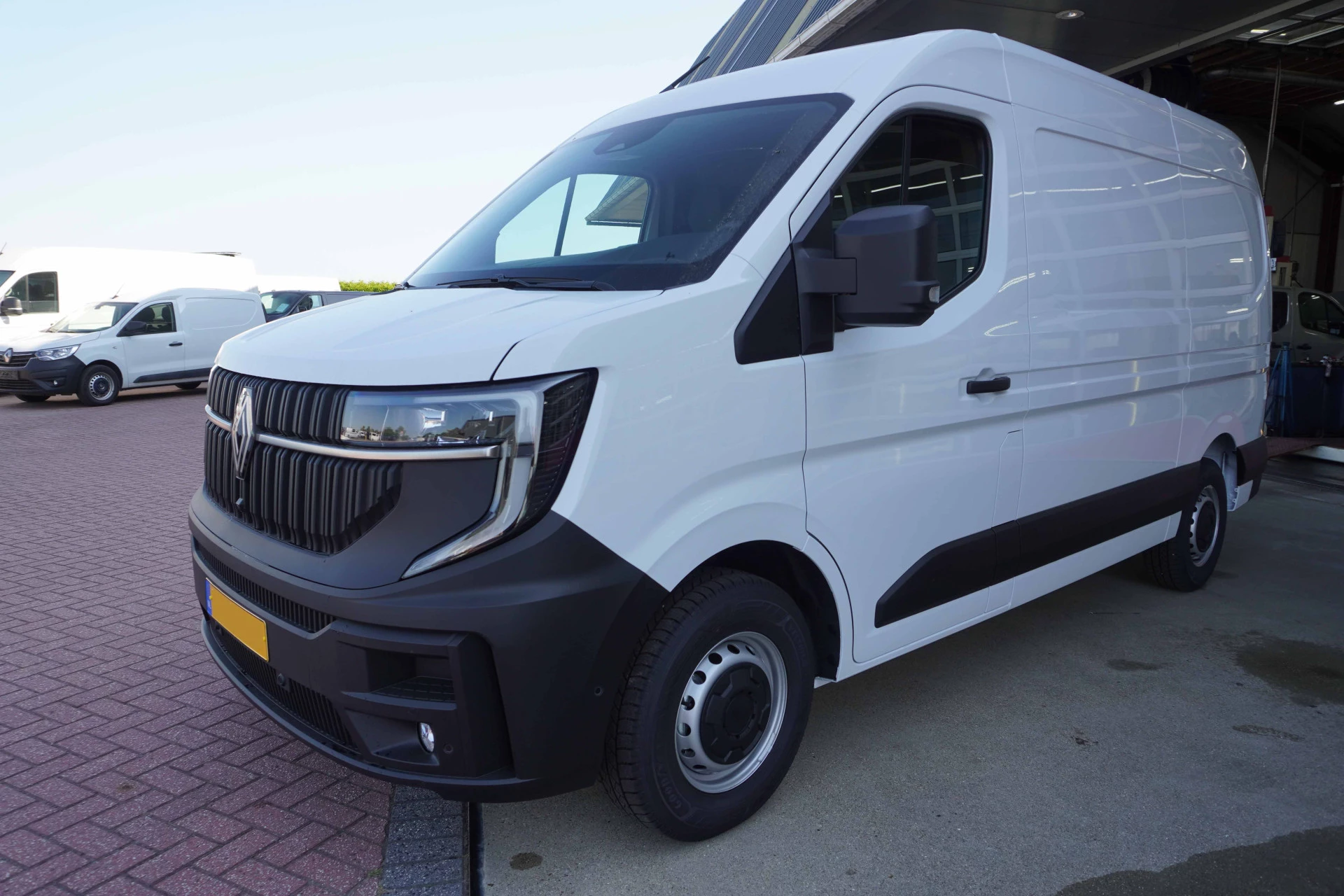 Renault Master 2026 - E-Tech T35 L2H2 Advance long range 87 kWh 143PK Automaat immagine 9