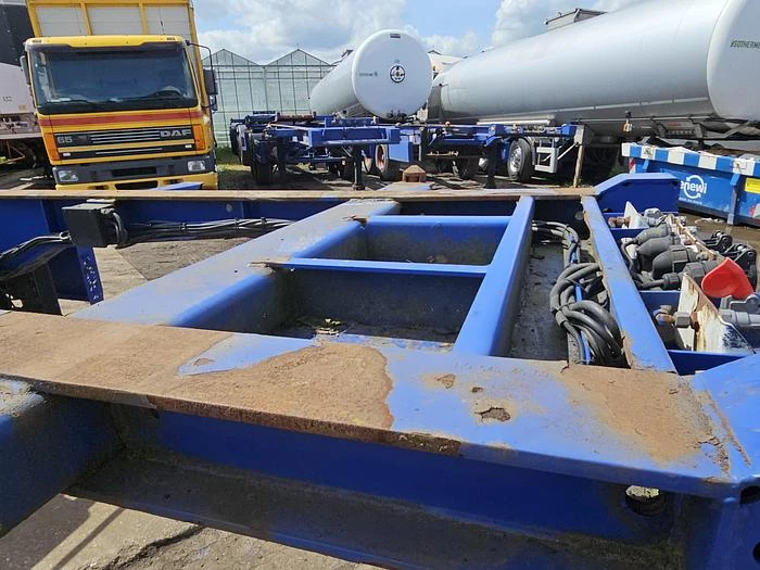 Krone 2 axle | container chassis | steel suspension | Bpw drum. 2009 image 10
