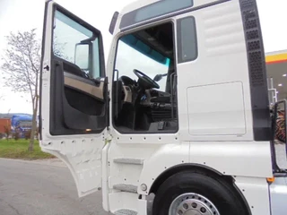MAN TGX 2018 - 26.500 6X2 EUR6 SMART TACHO 20X IN STOCK изображение 7