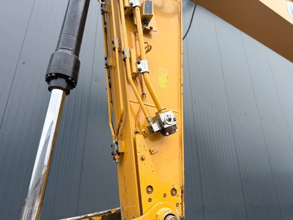 Cat 2020 - 320 07C | NEW UNDERCARRIAGE immagine 12