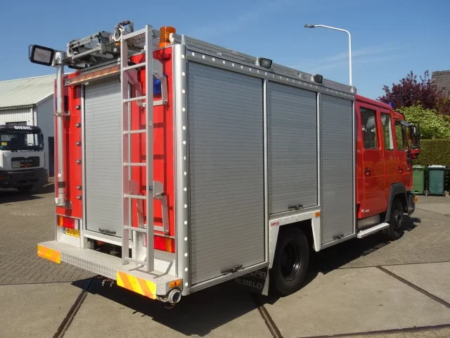 MAN LE 2002 - 220C GODIVA POMP 2000 LITER TANK,MANUAL GEARBOX obrázek 9