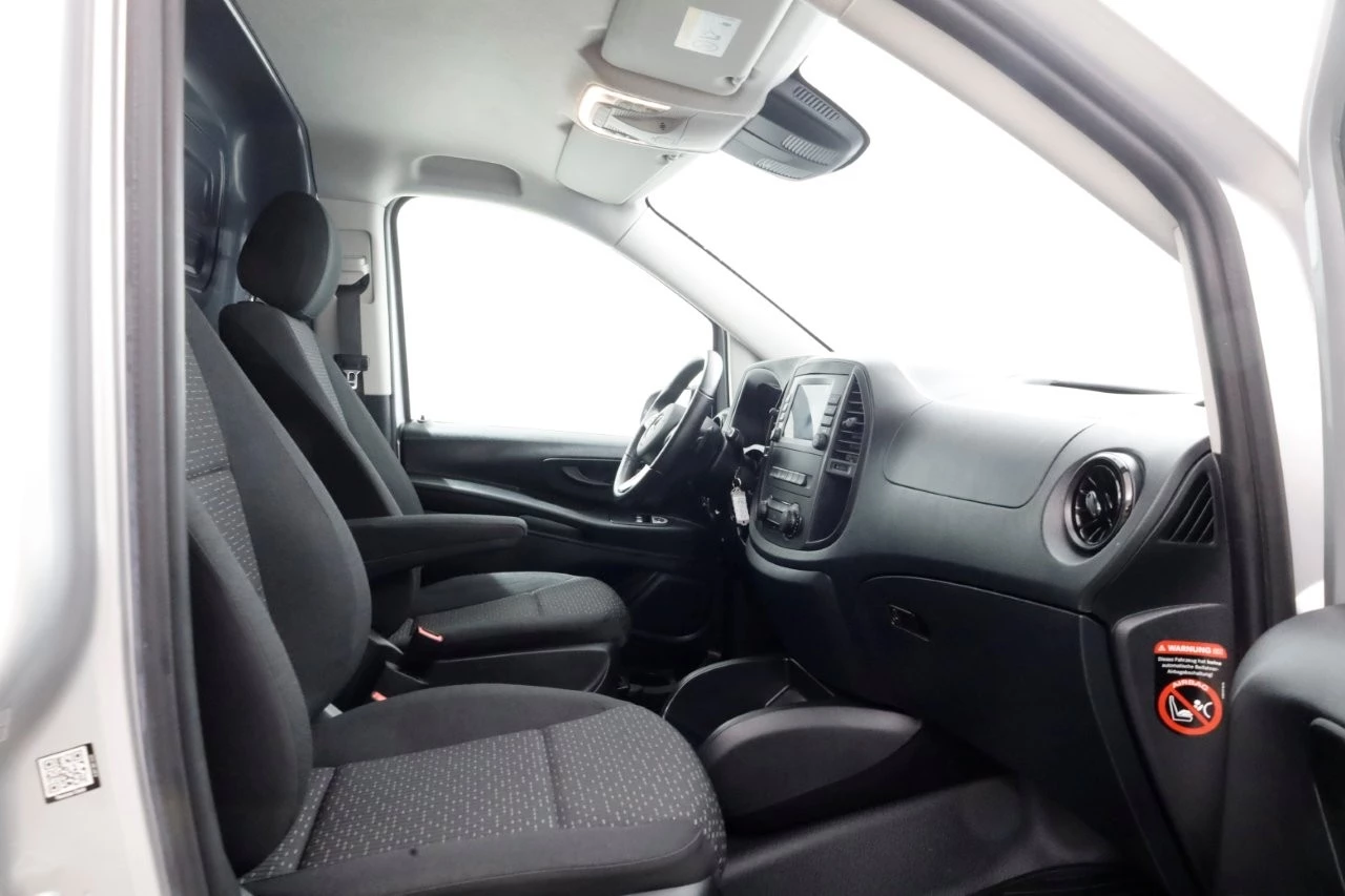Mercedes-Benz Vito 2022 - 114 CDI 136pk Compact 9G Automaat 2x Schuifdeur/LED/Camera/Inrichting 09-2022 obrázek 6