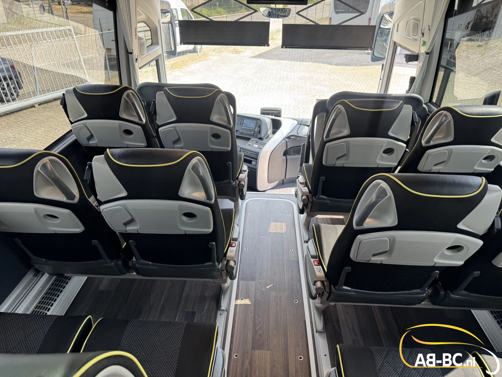 Mercedes-Benz Tourismo RHD 2023 afbeelding 85