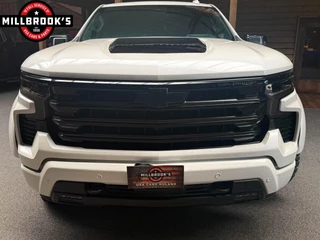 Chevrolet Silverado 2024 - High Country изображение 5