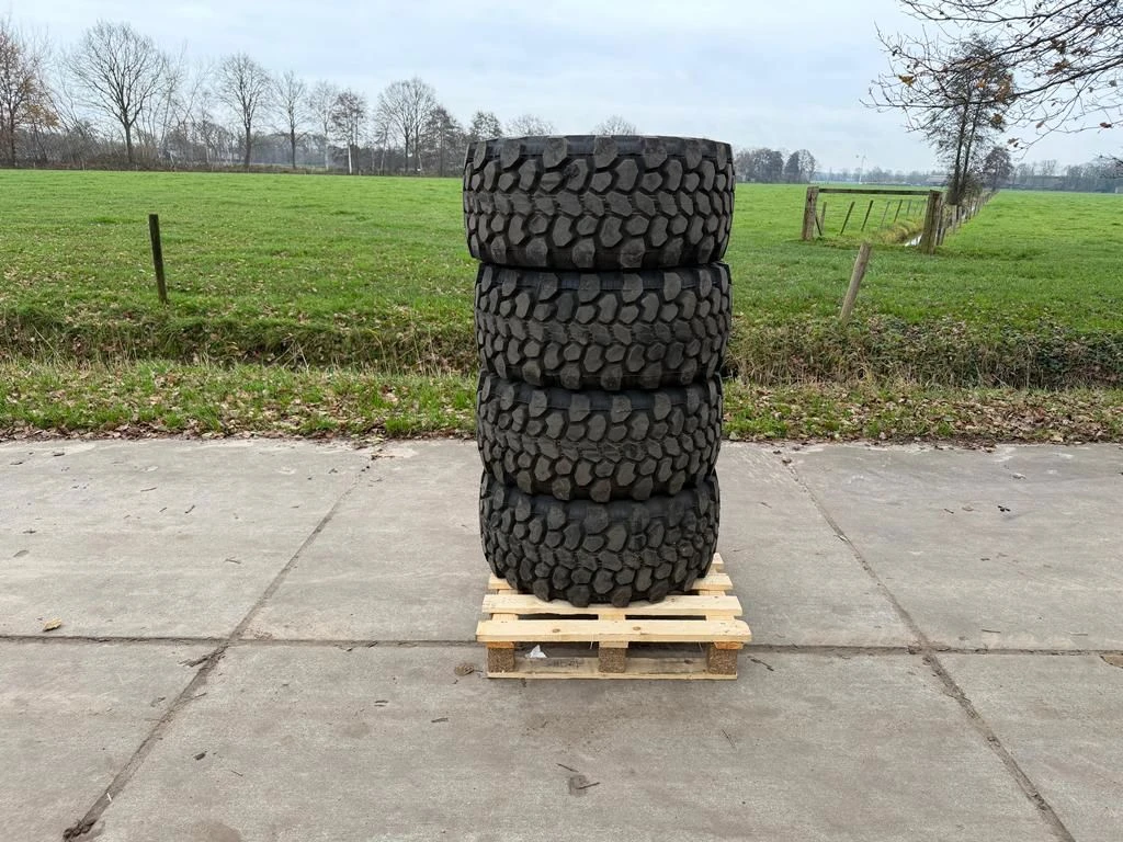Continental 2025 - 315/55R16 MPT 81 afbeelding 1