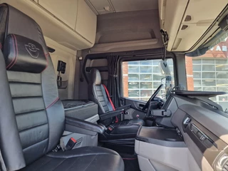 Scania S 2023 - 660S V8 NGS Highline 6x2 - Retarder - Full air - Leather - Led - Alloy wheels obrazek 22