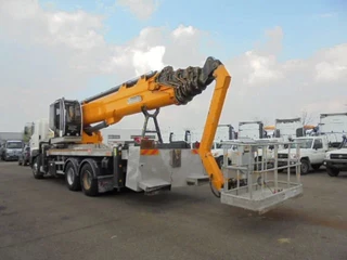Hino N/A 2020 - 700 6X4 obrazek 9