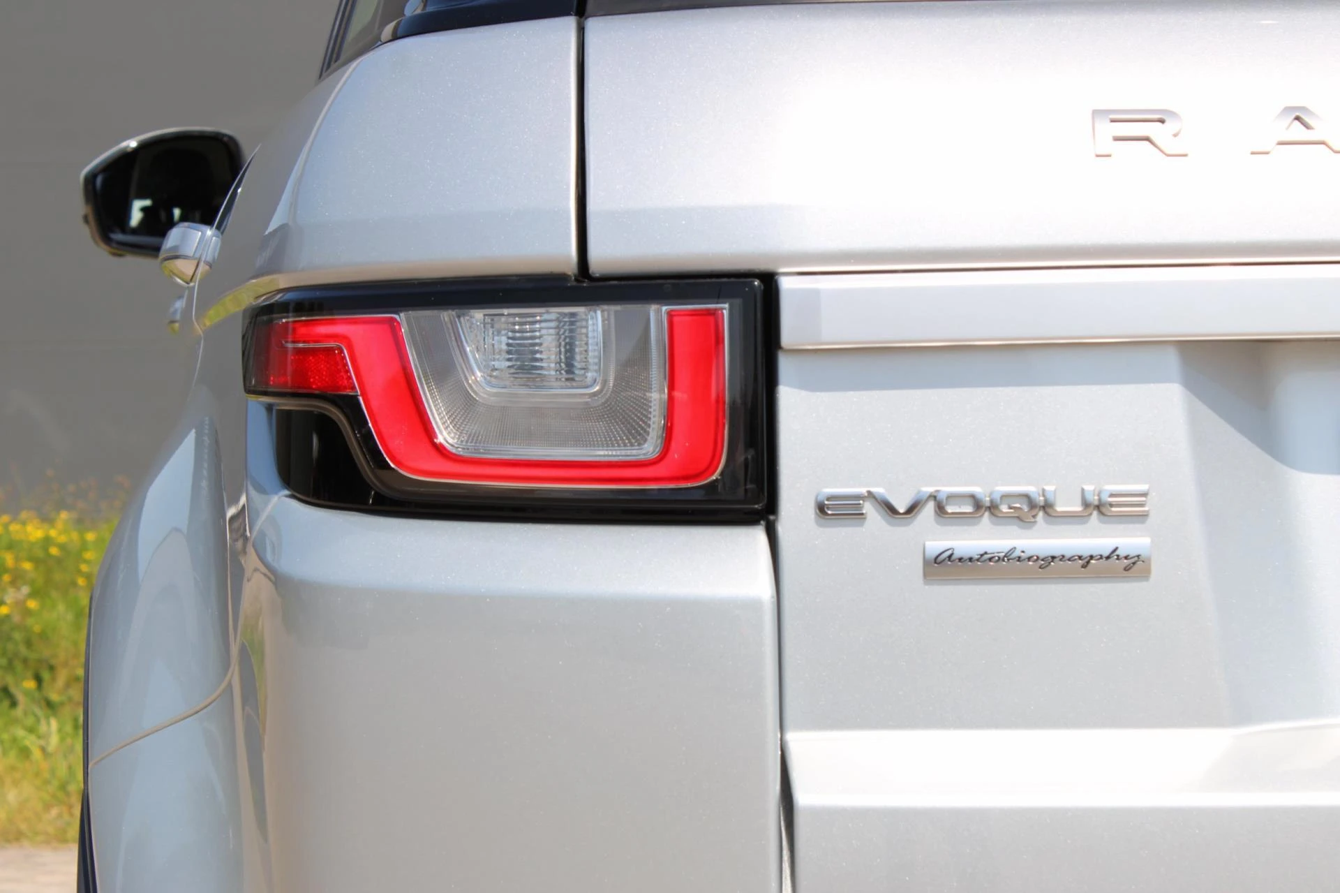 Land Rover Range Rover Evoque 2016 - 2.0 Si4 Autobiography 241PK !!NIEUWBINNEN!! afbeelding 22