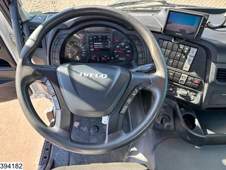 Iveco X-Way 2018 - 360 6X4, EURO 6, Steel suspension, Palfinger afbeelding 11