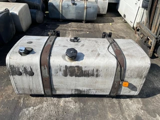 MAN N/A - 81.12201-5713 FUEL+ADBLUE TANK 480/75 LITER(160X68X63 CM) afbeelding 1