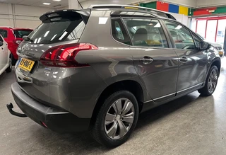 Peugeot 2008 2016 - 1.2 PureTech Allure 2e Eigenaar - Cruise | NAP | Distr.riem vervangen | Stoelverwarming | Navigatie image 2 thumbnail