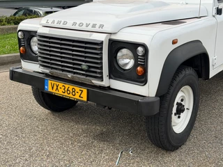 Land Rover Defender 2011 - 2.4TD HT 110S 4x4 Airco Trekhaak 107000KM afbeelding 7