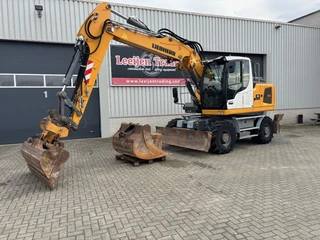 Liebherr 2017 - A 914 Litronic, 2017 Year only 7955 Hours! Incl. 3x buckets!! te koop