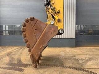 Caterpillar 374FL 2013 - N/A obrazek 9