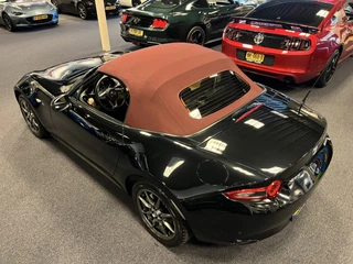 Mazda MX-5 2018 - ND Roadster 1.5 SkyActiv-G 131PK Sakura Limited Bose Leder PDC afbeelding 22