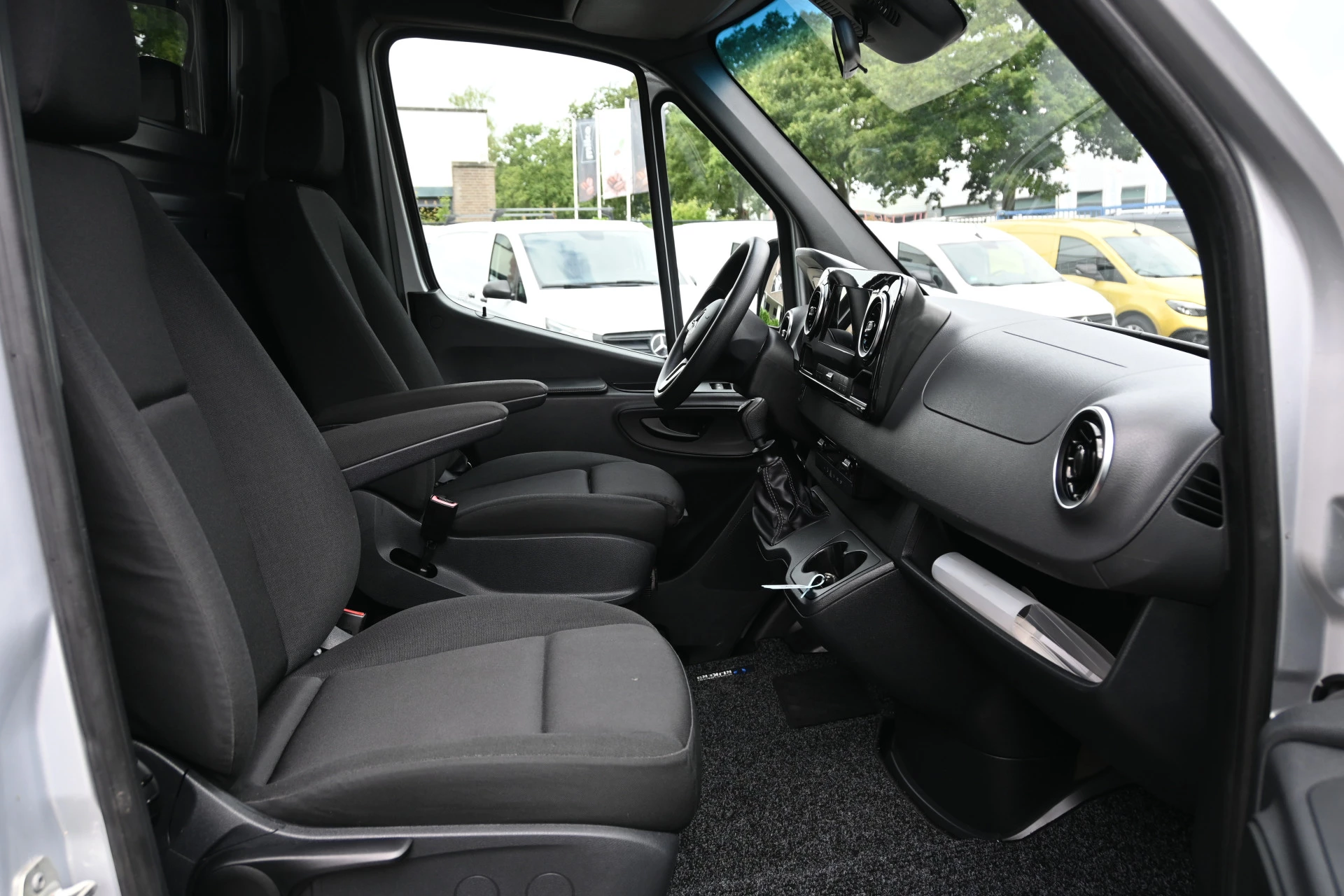 Mercedes-Benz Sprinter 2022 - 315 CDI L2H1 RWD Bild 9