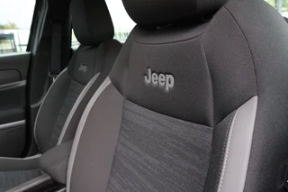Jeep Avenger 2024 - 1.2 Aut. E-Hybrid LONGITUDE / Apple Carplay image 18