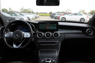 Mercedes-Benz C-Class 2019 - Estate 160 AUT9 AMG NIGHT PAKKET PANORAMADAK 360-CAMERA 19'' NL AUTO imagem 3