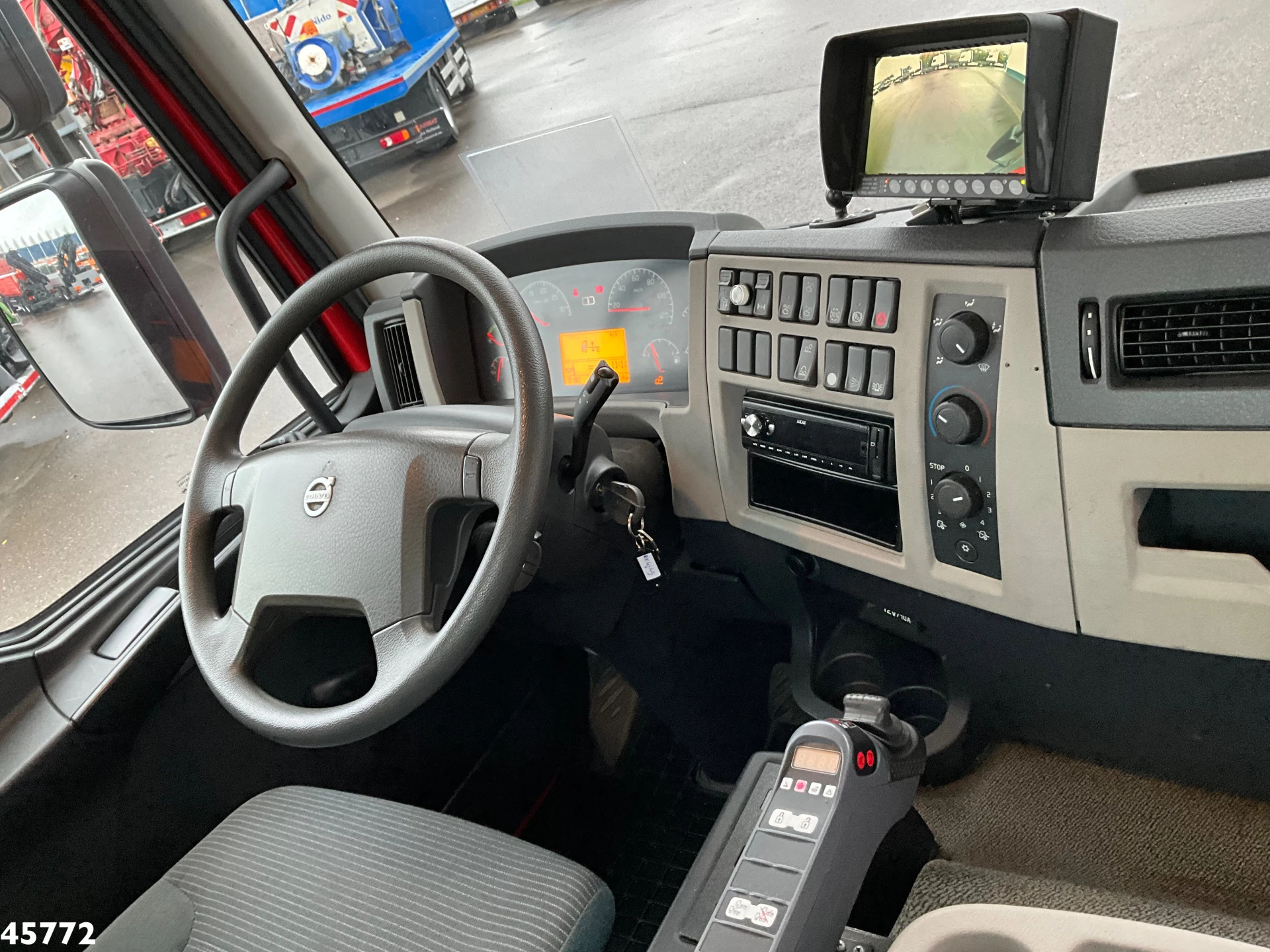 Volvo FE 300 Multilift 21 Ton haakarmsysteem Just 25.868 km! Like New! 2009 image 13