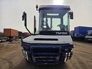 Terberg RT283 | TERMINAL TRACTOR 4X4| TURNING CHAIR. | AUTOMATIC GEAR | 27315 HOURS |  hydraulic system| 2012 - N/A imagem 8