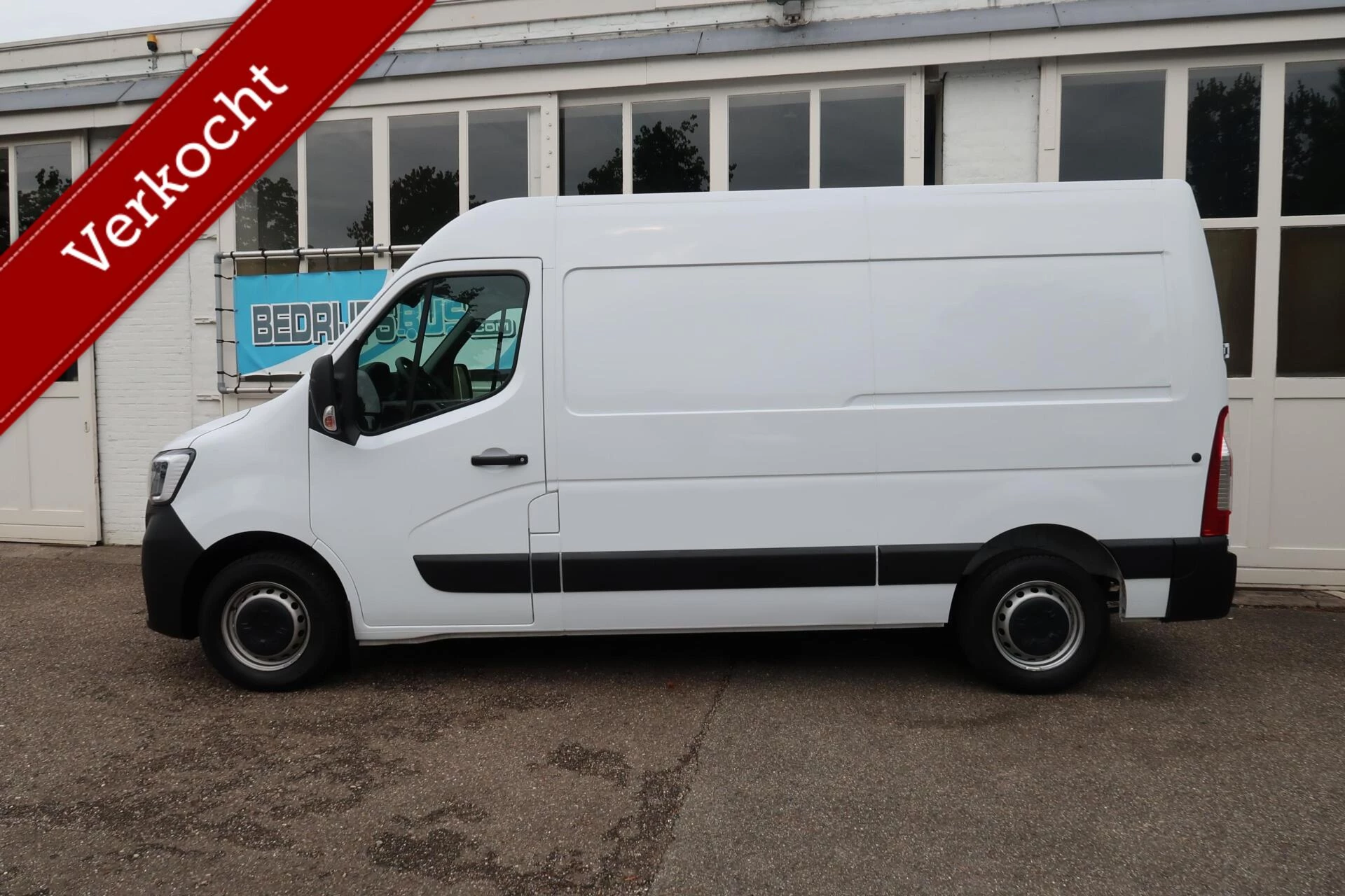Renault Master 2022 - 135PK L2H2 EDITION 1eEig, Camera, Cruise, PDC, betimmering, trekhaak NETJES! imagen 4