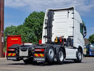Volvo FH 2023 - 13.500 Globetrotter XL 6x2 - Retarder - Full air - Leather - Camera imagen 7