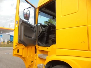 DAF XF 440 2015 - 125XDAF 106 TRACTORHEAD IN STOCK obrazek 10