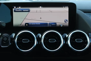 Mercedes-Benz B-Class 2023 - 250e Luxury Line WIDESCREEN CAMERA NAVI TREKHAAK <FACELIFT>> image 20