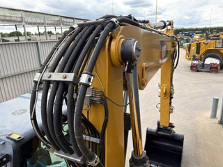 Cat N/A 2015 - M318F obrazek 58