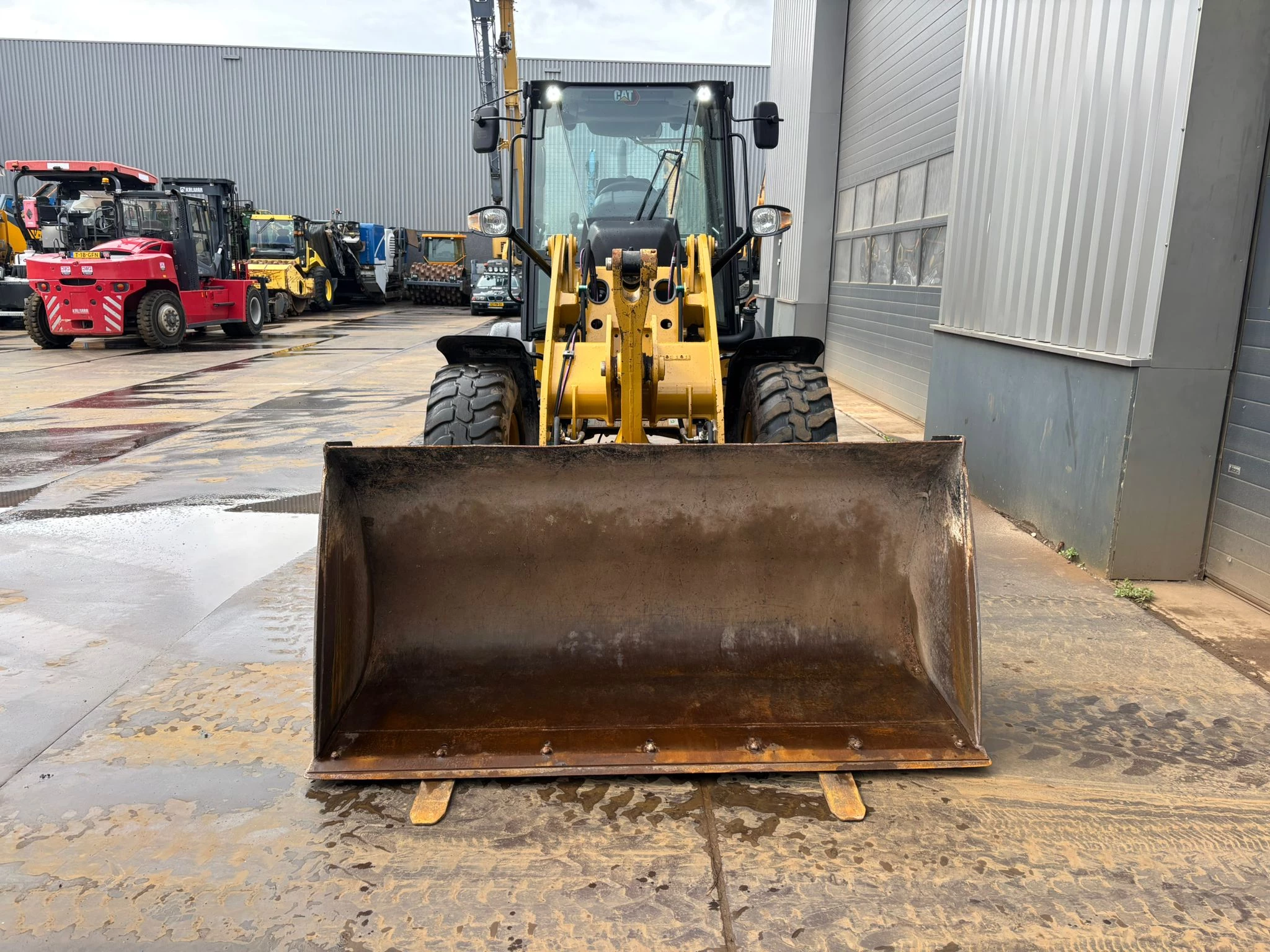 Caterpillar 908M 2022 obrázek 8