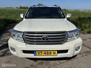 Toyota Land Cruiser 2015 - V8 4.5 D-4D Executive Standard Roof bild 4