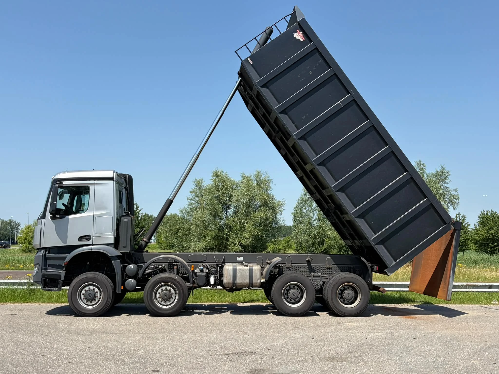 Mercedes-Benz Arocs 4848 8x8 tipper 2020 afbeelding 12