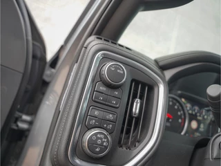 Chevrolet Silverado 2022 - High Country 6.2L V8 imagem 19