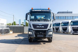 MAN TGS 2014 - 18.400 BLS -4X4+LIEBHERR 10M3 (2018) afbeelding 2 miniatuur